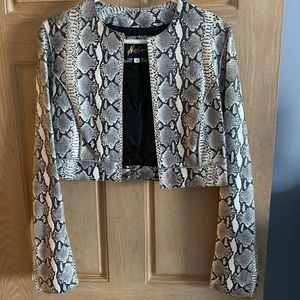 Snake print leather short jacket…